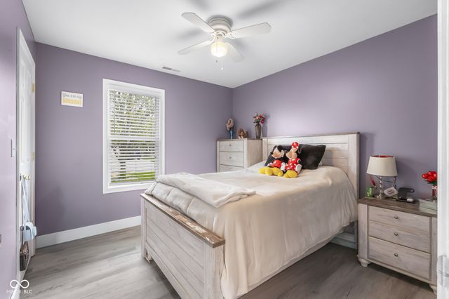 6115 E Prairie Stream Way, Columbus, IN 47203