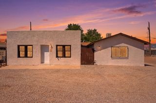 1605 7th Street NW, Albuquerque, NM 87102