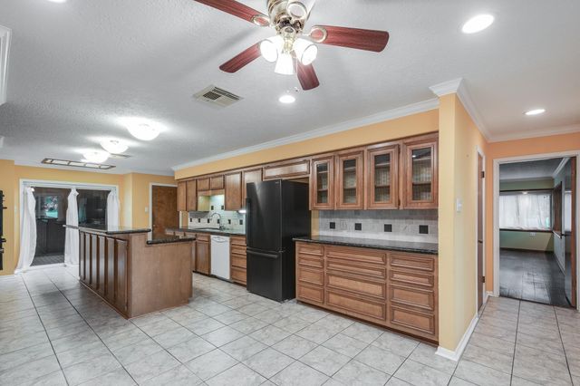 2031 Aloft Court, Crosby, TX 77532