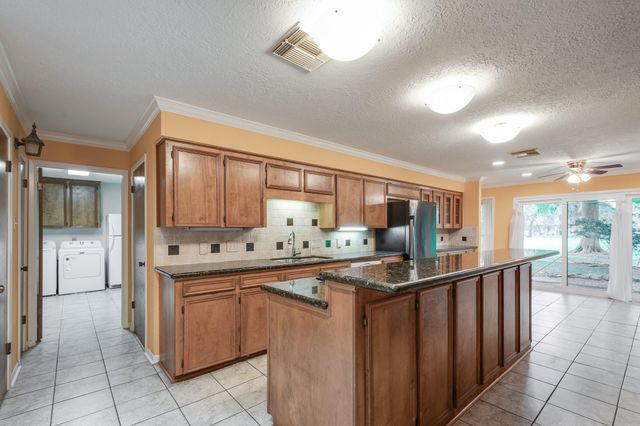 2031 Aloft Court, Crosby, TX 77532
