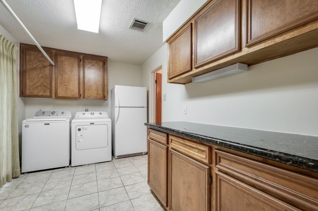 2031 Aloft Court, Crosby, TX 77532