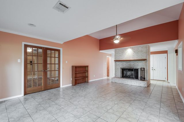 2031 Aloft Court, Crosby, TX 77532