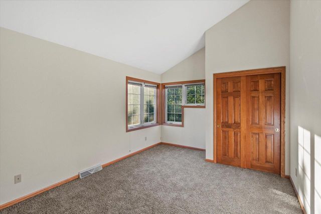 2975 River Birch DRIVE #F, Brookfield, WI 53045