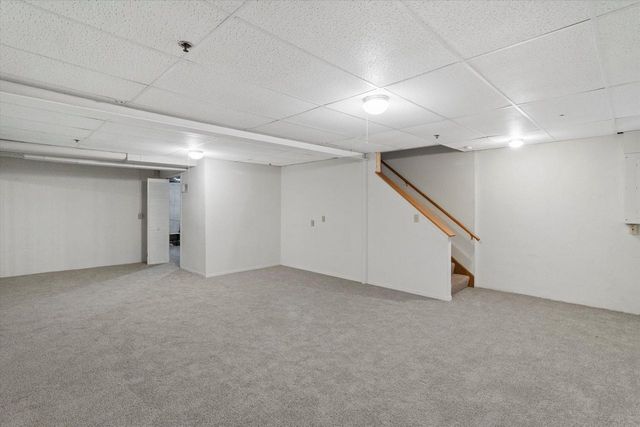 2975 River Birch DRIVE #F, Brookfield, WI 53045