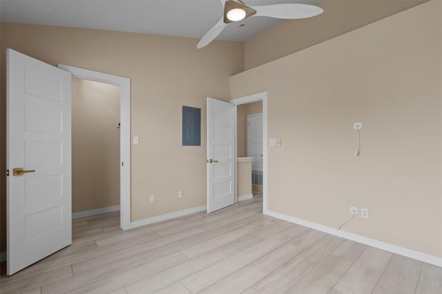 11901 Swearingen DR 105, Austin, TX 78758