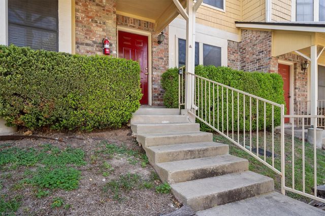 11901 Swearingen DR 105, Austin, TX 78758