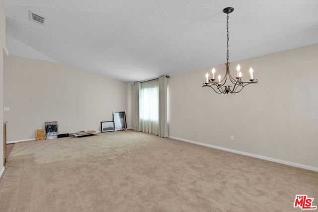 17594 Bangor Avenue, Hesperia, CA 92345