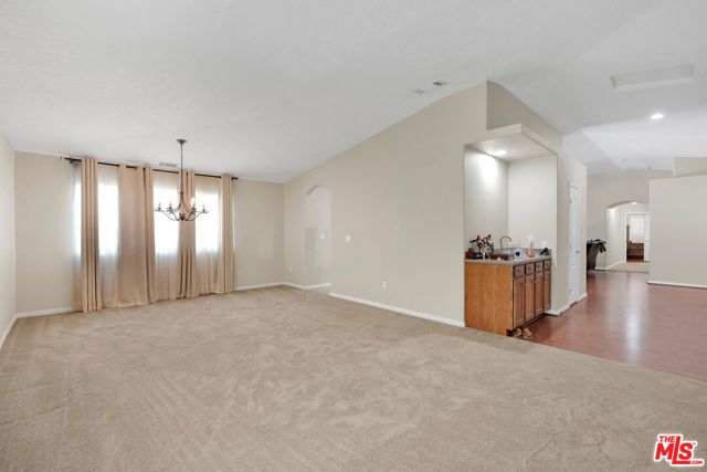 17594 Bangor Avenue, Hesperia, CA 92345