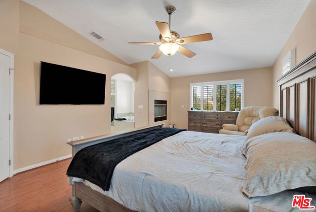 17594 Bangor Avenue, Hesperia, CA 92345