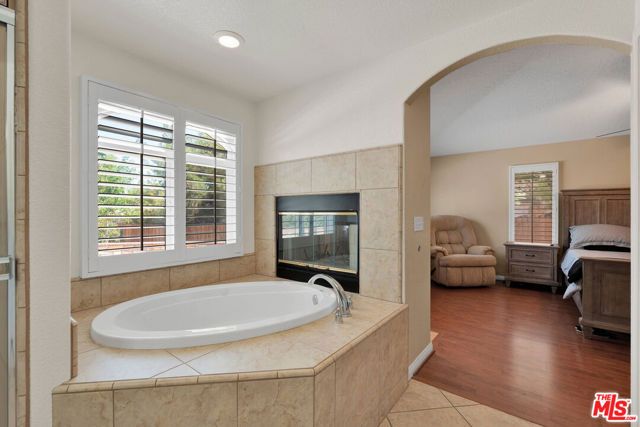 17594 Bangor Avenue, Hesperia, CA 92345