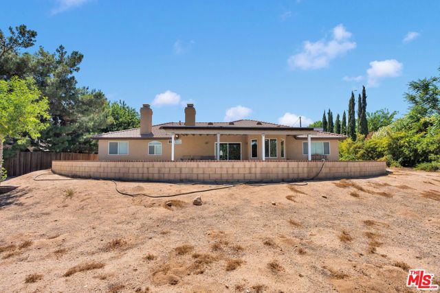 17594 Bangor Avenue, Hesperia, CA 92345