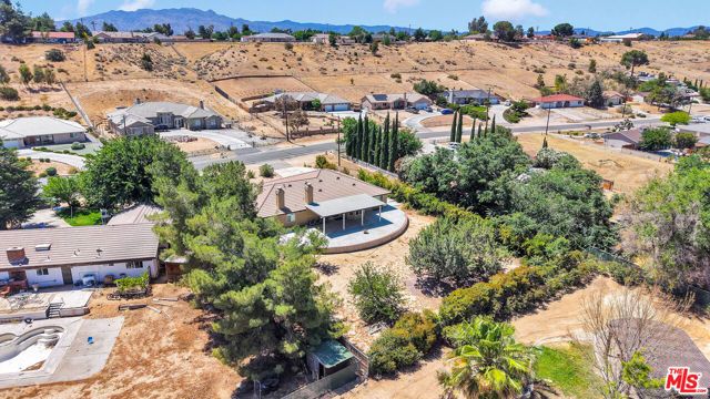 17594 Bangor Avenue, Hesperia, CA 92345