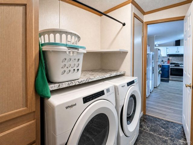 90 Menlo Park Drive, Sumpter Township, MI 48111