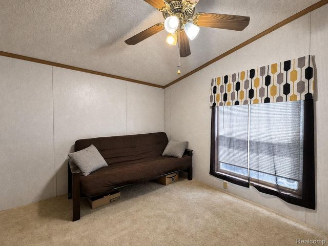 90 Menlo Park Drive, Sumpter Township, MI 48111