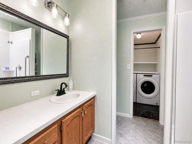 90 Menlo Park Drive, Sumpter Township, MI 48111