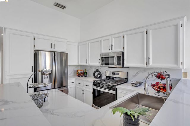 4207 Zevanove Ct, Pleasanton, CA 94588