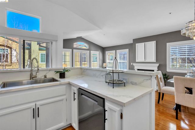 4207 Zevanove Ct, Pleasanton, CA 94588