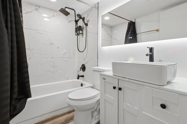 545 Trace Circle 102, Deerfield Beach, FL 33441