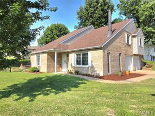 144 Rosewood Drive, Hannibal, MO 63401