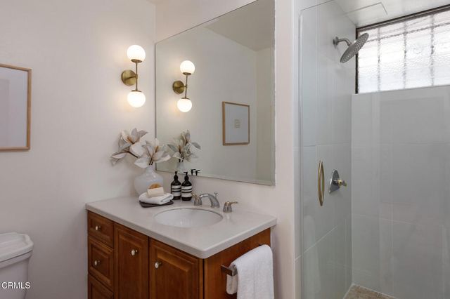 1437 Hillside Drive, Glendale, CA 91208