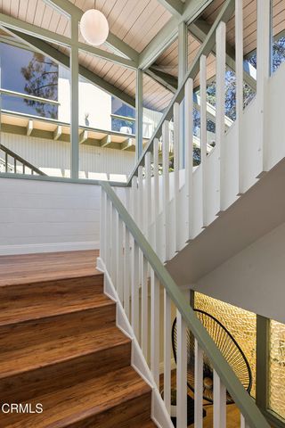 1437 Hillside Drive, Glendale, CA 91208