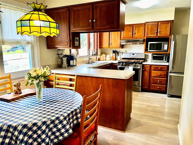 3805 MYRTLE Street, Erie, PA 16508