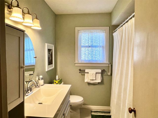3805 MYRTLE Street, Erie, PA 16508