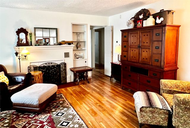 3805 MYRTLE Street, Erie, PA 16508