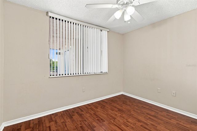 2424 W TAMPA BAY BOULEVARD L404, Tampa, FL 33607