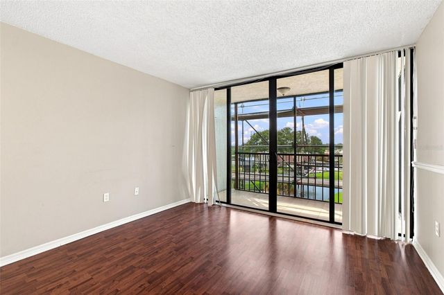 2424 W TAMPA BAY BOULEVARD L404, Tampa, FL 33607