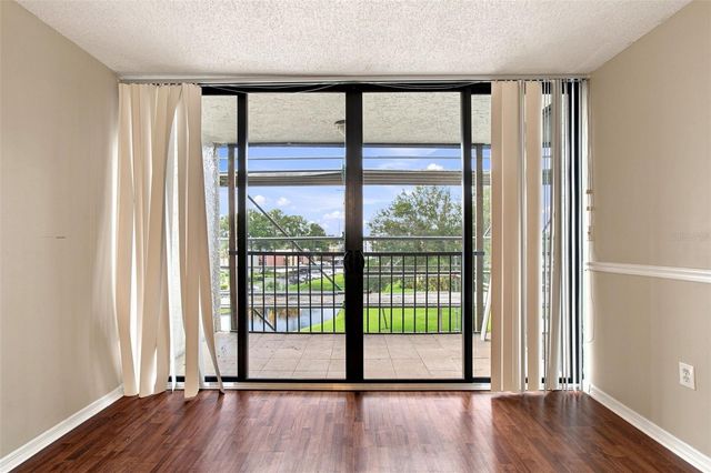 2424 W TAMPA BAY BOULEVARD L404, Tampa, FL 33607