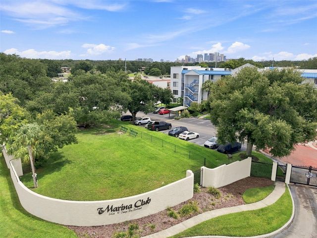 2424 W TAMPA BAY BOULEVARD L404, Tampa, FL 33607