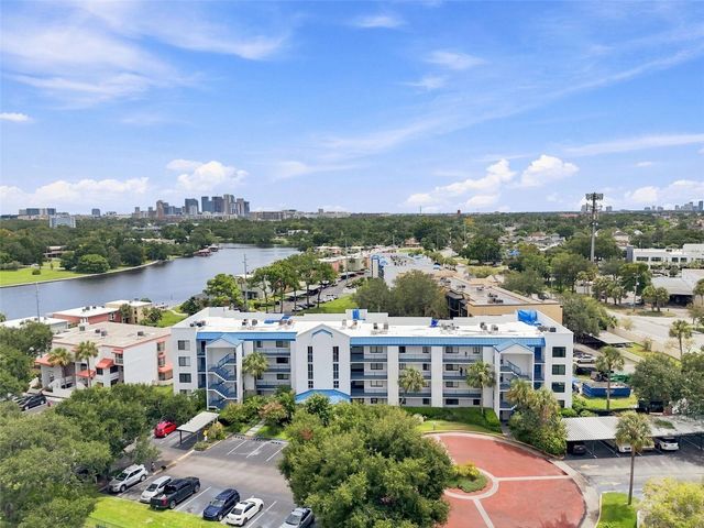 2424 W TAMPA BAY BOULEVARD L404, Tampa, FL 33607