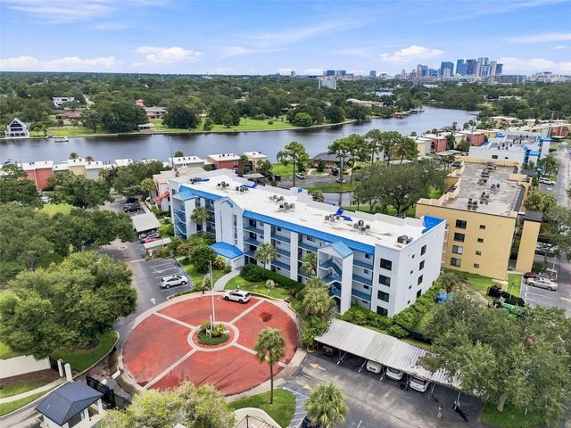 2424 W TAMPA BAY BOULEVARD L404, Tampa, FL 33607