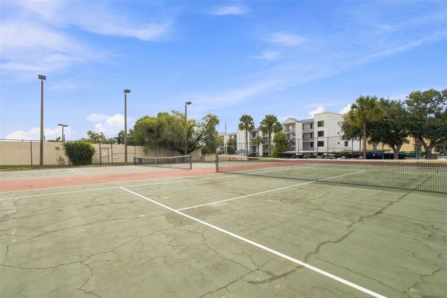 2424 W TAMPA BAY BOULEVARD L404, Tampa, FL 33607