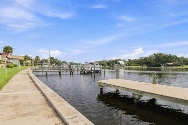 2424 W TAMPA BAY BOULEVARD L404, Tampa, FL 33607