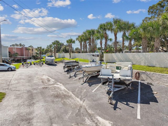 2424 W TAMPA BAY BOULEVARD L404, Tampa, FL 33607