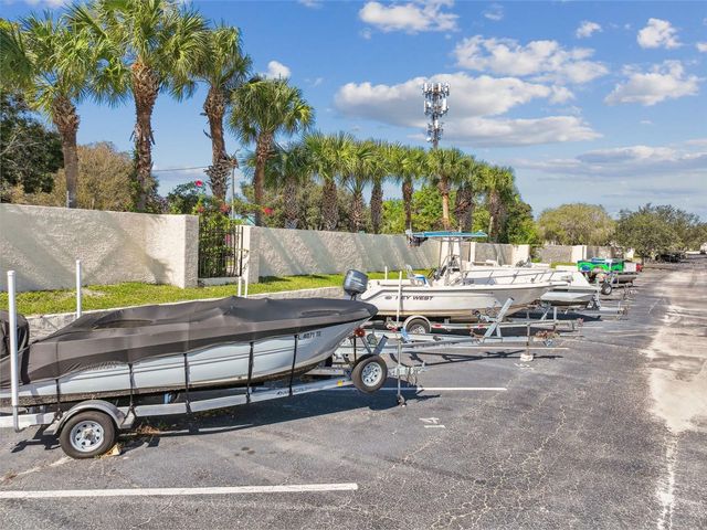 2424 W TAMPA BAY BOULEVARD L404, Tampa, FL 33607