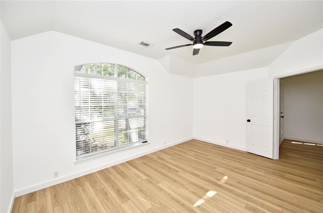 5518 Persimmon Pass, Richmond, TX 77407