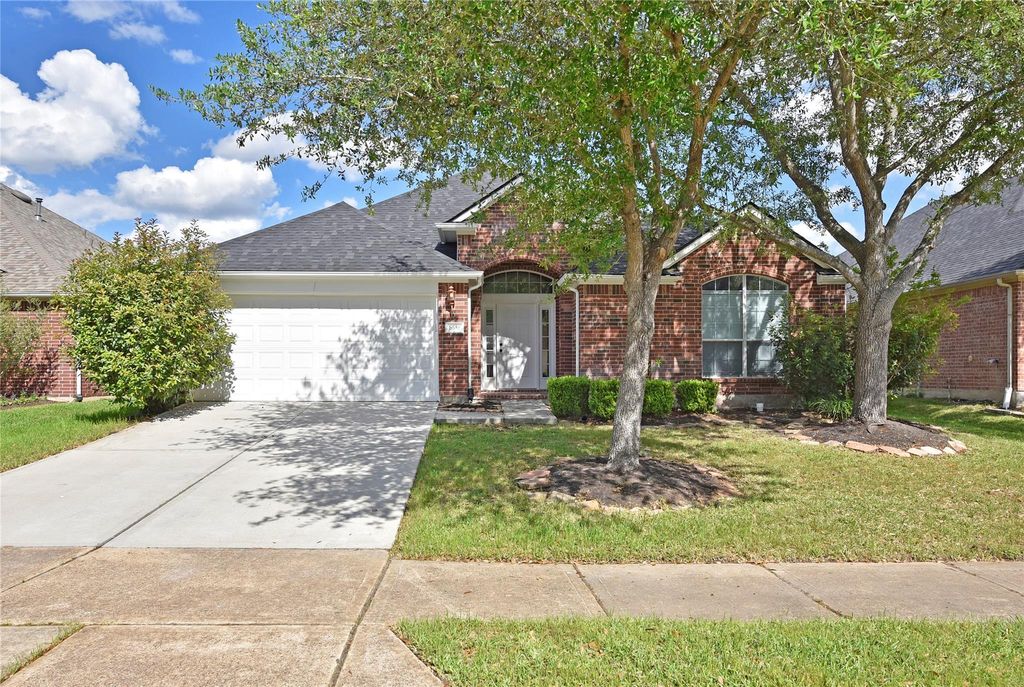 5518 Persimmon Pass, Richmond, TX 77407
