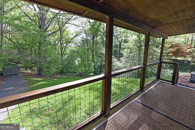 61 Bradley Street, Blue Ridge, GA 30513