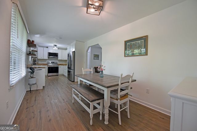 61 Bradley Street, Blue Ridge, GA 30513