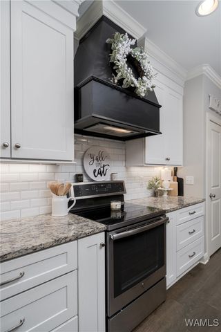 13873 Grand Pointe Blvd, Northport, AL 35475