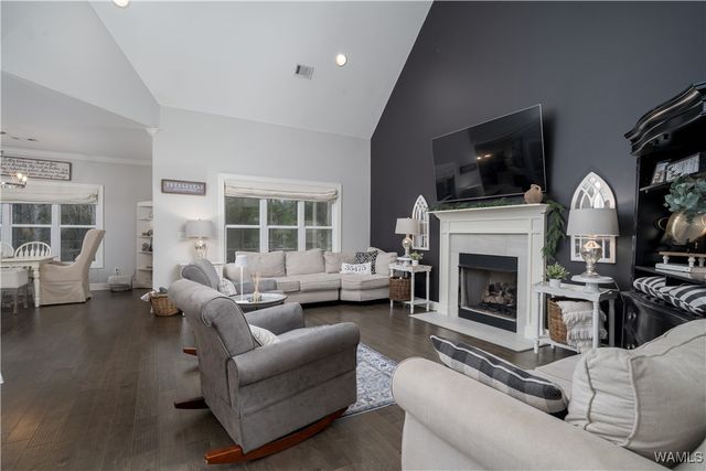 13873 Grand Pointe Blvd, Northport, AL 35475