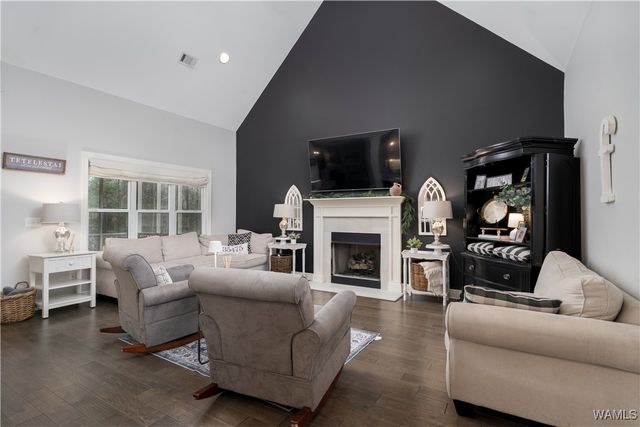 13873 Grand Pointe Blvd, Northport, AL 35475