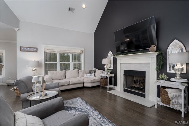 13873 Grand Pointe Blvd, Northport, AL 35475