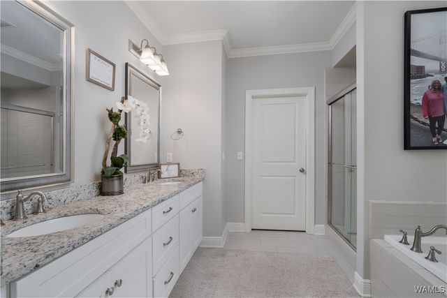 13873 Grand Pointe Blvd, Northport, AL 35475