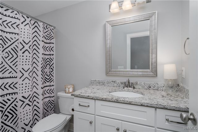 13873 Grand Pointe Blvd, Northport, AL 35475