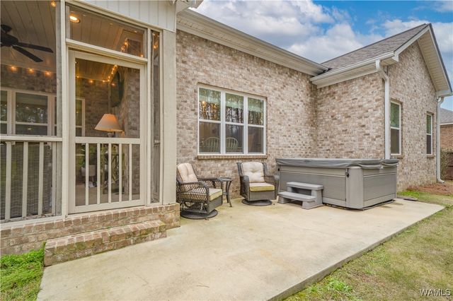 13873 Grand Pointe Blvd, Northport, AL 35475