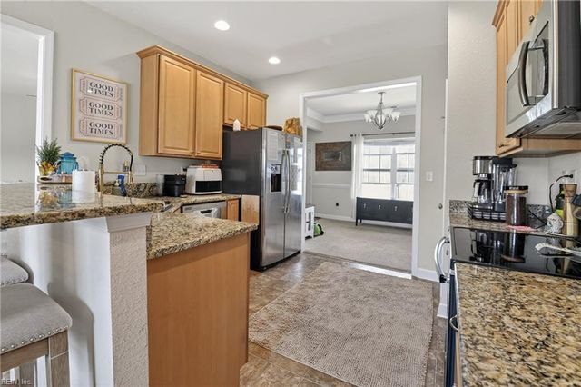 102 E Point Estates RD, Knotts Island, NC 27950